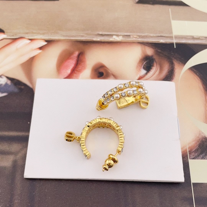 chr1st1an D10r earrings